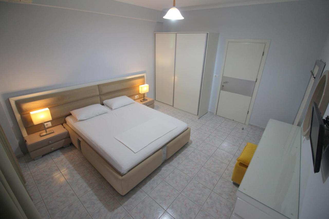 Murati Suites Саранда Экстерьер фото