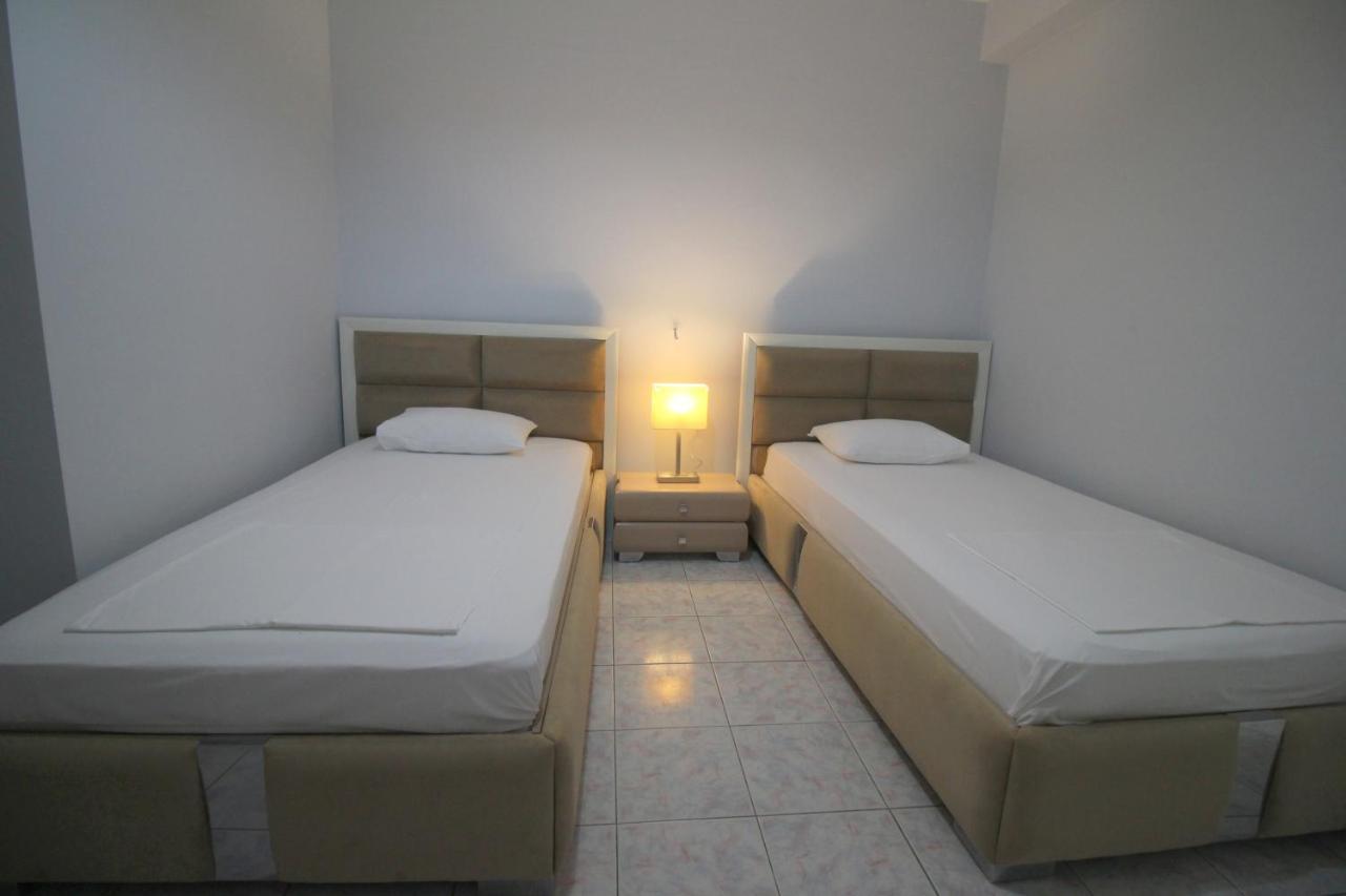 Murati Suites Саранда Экстерьер фото