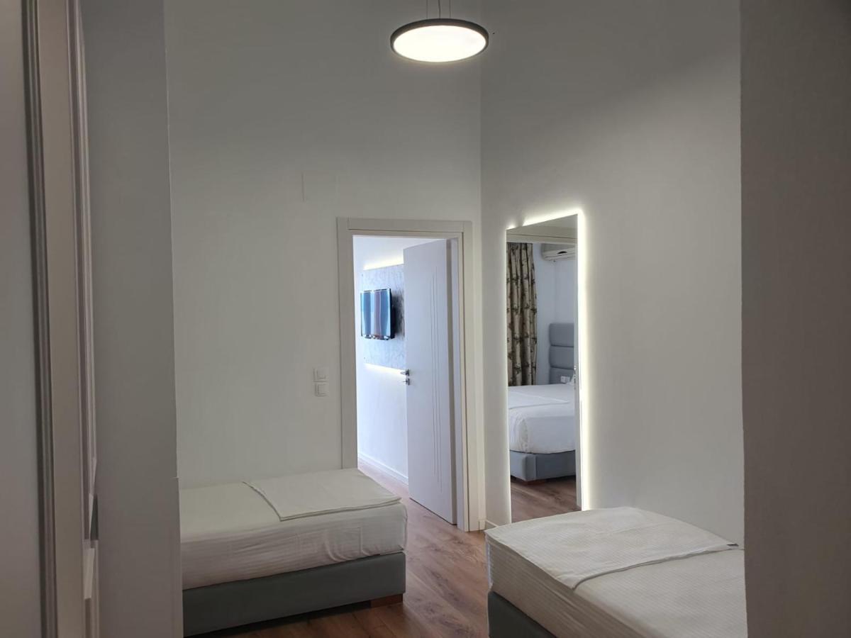 Murati Suites Саранда Экстерьер фото